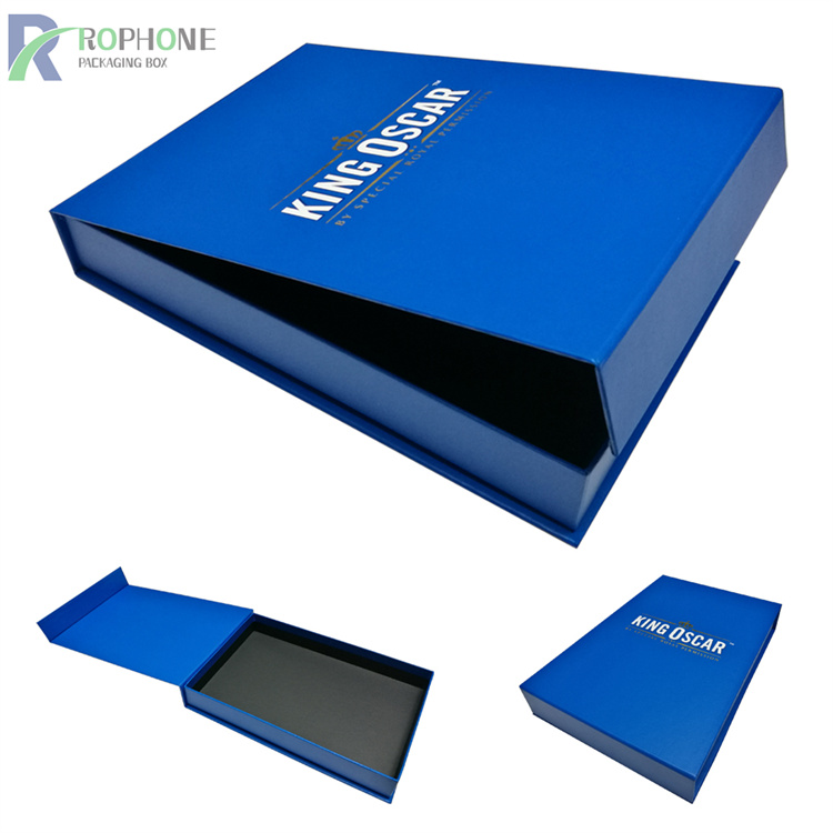 scatola di cartone blu
