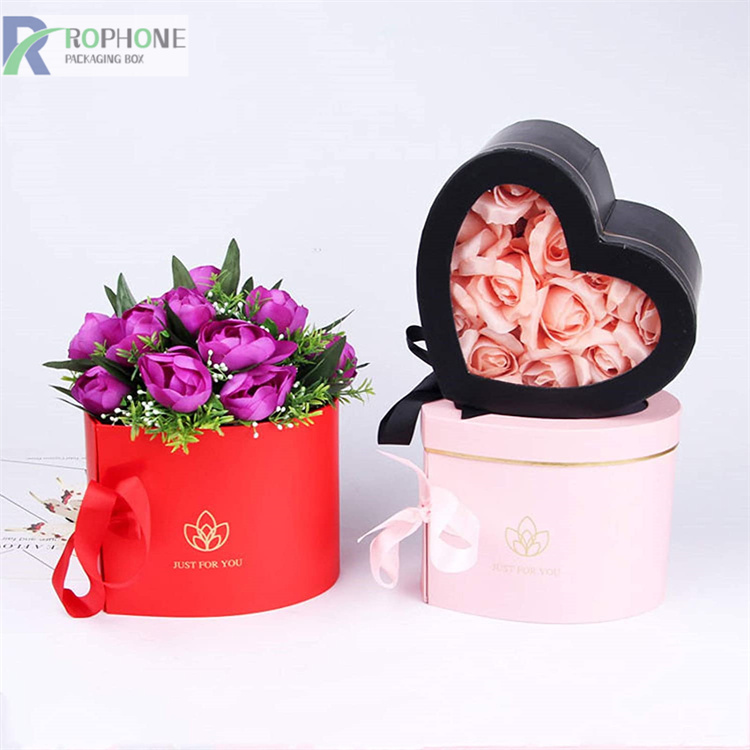 confezione regalo a forma di cuore