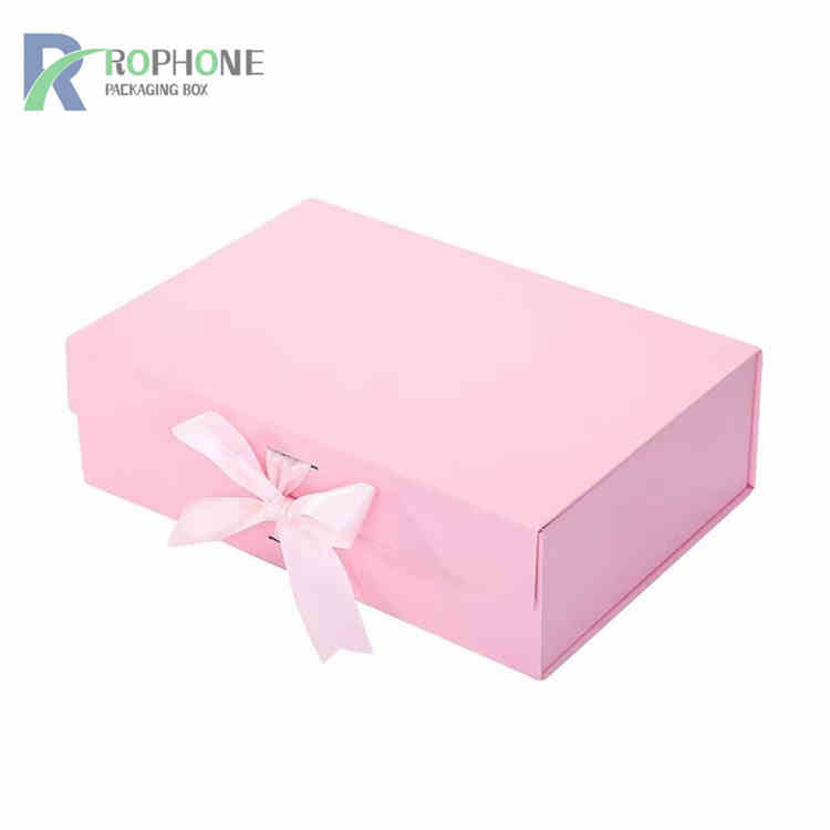 confezione regalo con nastro magnetico